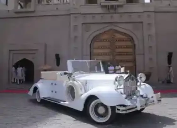 Luxury Car rental for Prewedding shoot in Pushkar