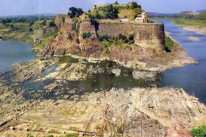 Pushkar to Gagron Fort Distance